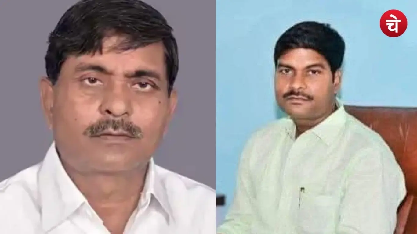 File photo of Samajwadi Party national general secretary and former minister Ramachal Rajbhar and his son Sanjay Rajbhar